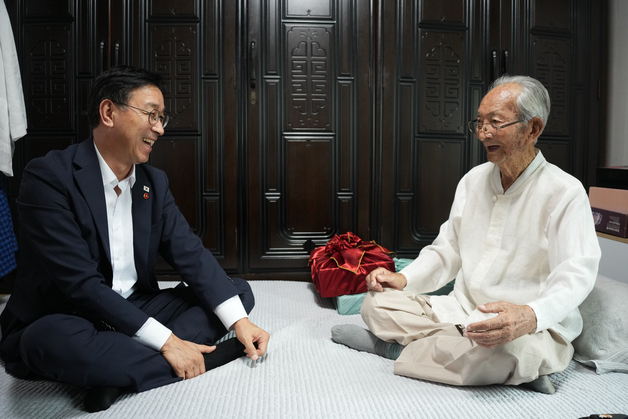 102세 강태선 애국지사 "독립유공자 후손 자긍심 갖고 살 수 있게 해야"