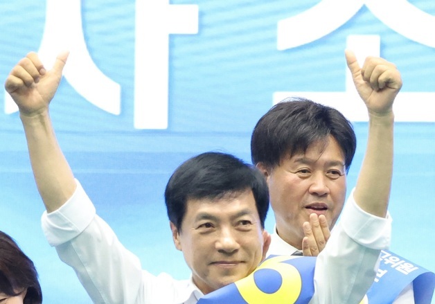 지지호소하는 이성윤 최고위원 후보