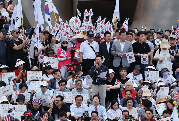 국힘 이수정 "올공 장동혁에 점점 믿음이…줄 설 목적 아냐"