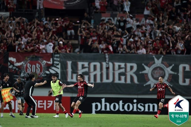 '송민규 멀티골' 서울, 대전 4-2 완파…2위와 10점 차 선두