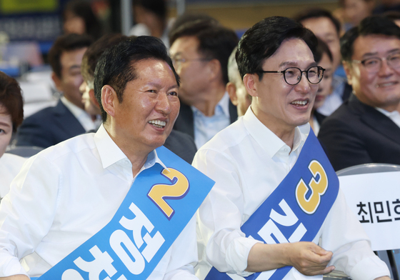 이야기 나누는 정청래·김민석