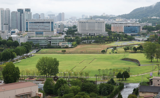 용산공원 주택 공급 공론화…논쟁 확산