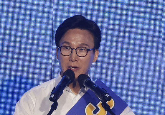 정견발표하는 김민석 후보