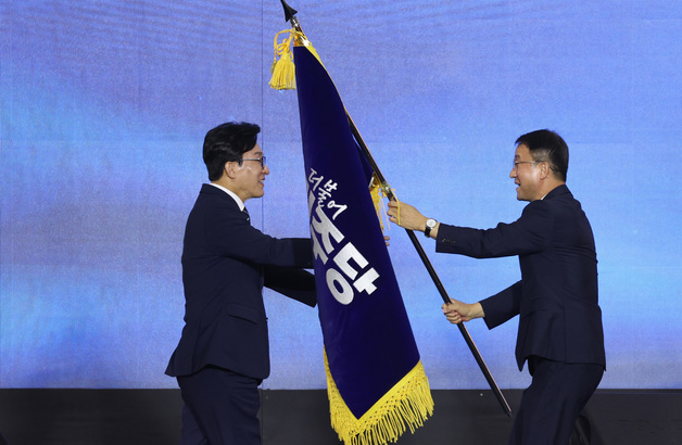 김민석, 취임부터 '민생·확장' 강조…野와 협치 물꼬 틀까