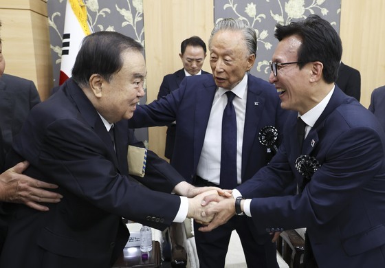 김민석, DJ 추모식서 "막내 비서실장이 당대표 돼 인사드린다"