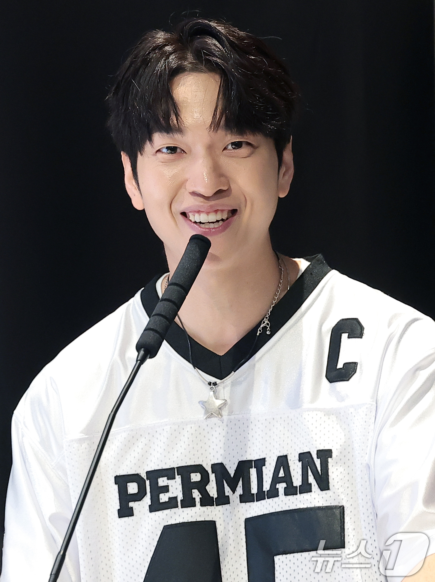 (서울=뉴스1) 권현진 기자 = 방송인 유재필이 18일 오전 서울 강남구 엘리에나 호텔에서 열린 Mnet 오리지널 댄스 시리즈 ‘스트릿 월드 파이터 : 디렉터스 워’ 제작발표에 참 …