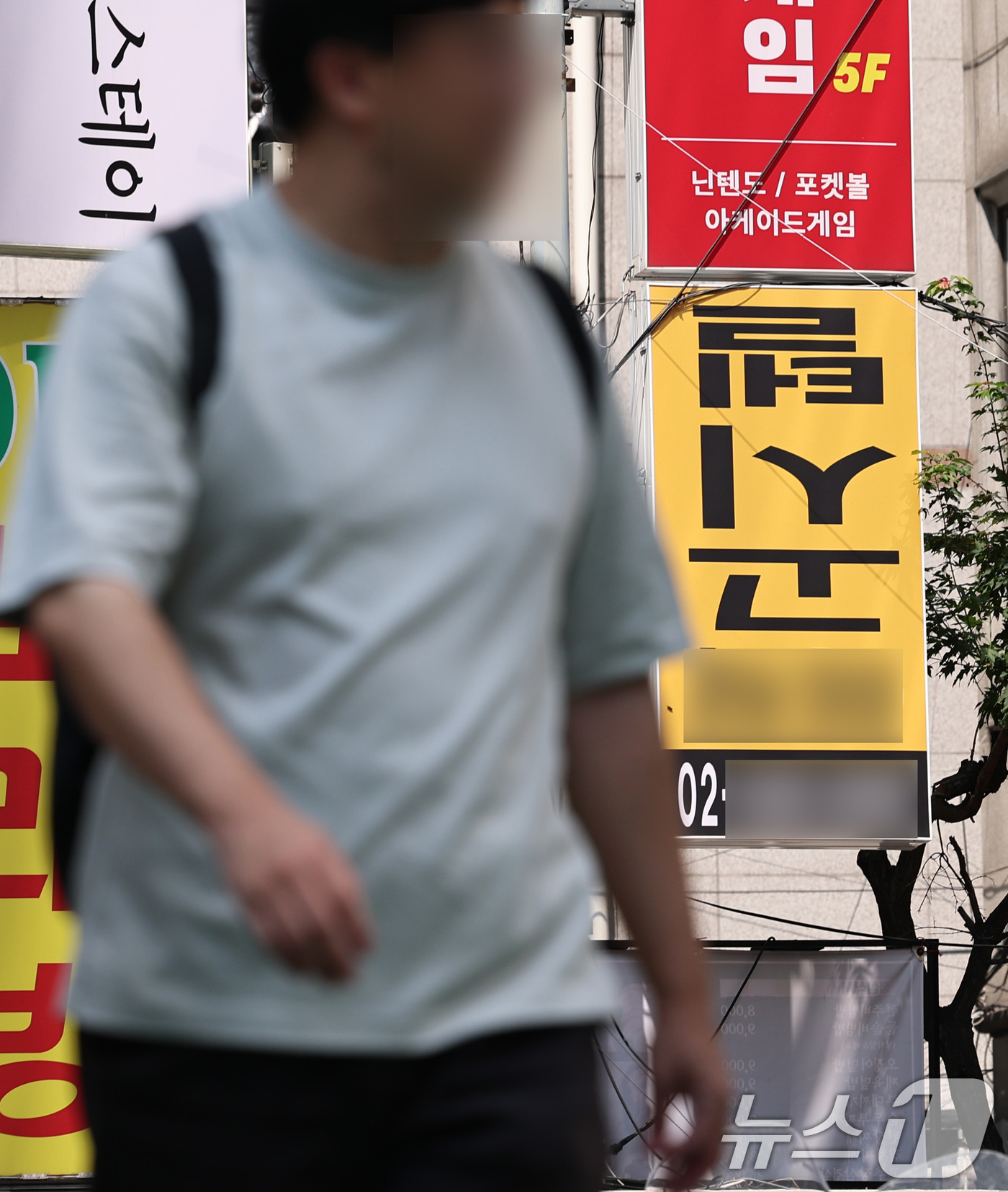 (서울=뉴스1) 구윤성 기자 = 서울 월세가 가파르게 오르면서 주거비 부담이 커지자 대학생들이 원룸이나 오피스텔 대신 고시텔로 눈을 돌리고 있다.한국부동산원이 집계한 지난 6월 서 …