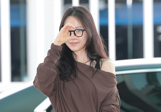 손나은, 하트와 함께하는 '김부장' 포상휴가