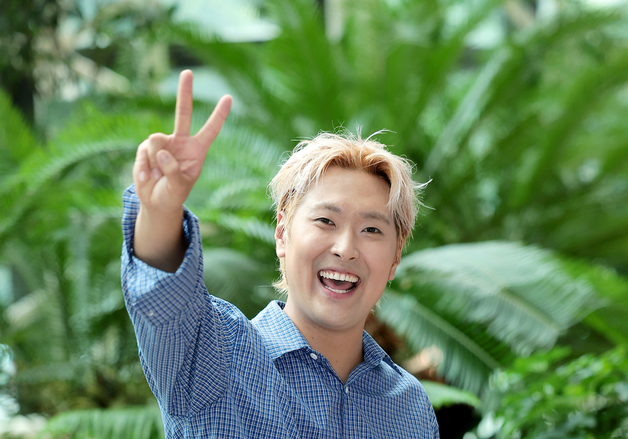 유영우 "노잼 이미지, 마음 고생했지만…노래로 새 시도" [코미디언을 만나다]②
