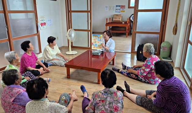 진천군, 무더위 취약계층 보호 총력…방문 건강관리 강화