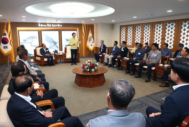 박수현 충남지사, 도 새마을회와 간담회…"상생 협력 모색"