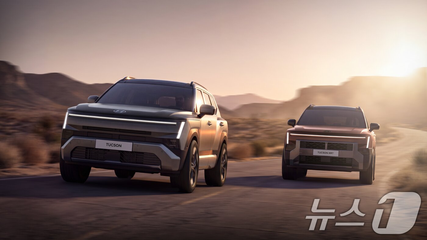 본문 이미지 - 현대자동차가 19일 투싼의 완전변경 모델 '디 올 뉴 투싼(The all-new TUCSON)'의 내·외장 디자인을 19일 최초 공개했다.(현대자동차 제공. 재판매 및 DB금지) 2026.8.19 ⓒ 뉴스1