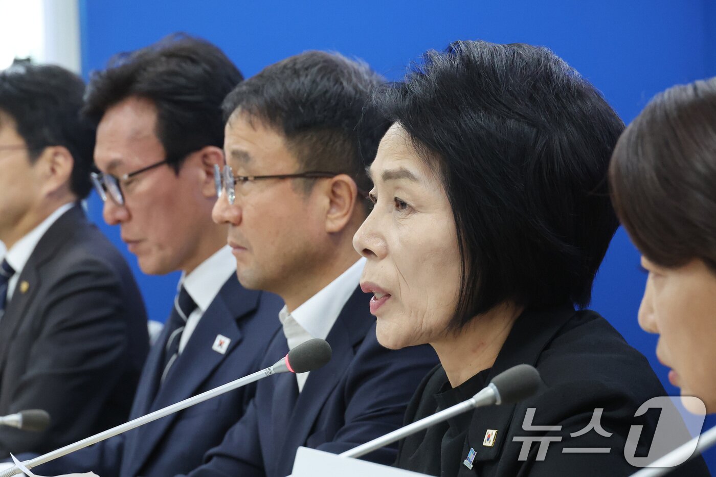본문 이미지 - 최민희 더불어민주당 최고위원이 19일 부산 동구 민주당 부산시당에서 열린 현장 최고위원회의에서 발언하고 있다. 2026.8.19 ⓒ 뉴스1 신웅수 기자