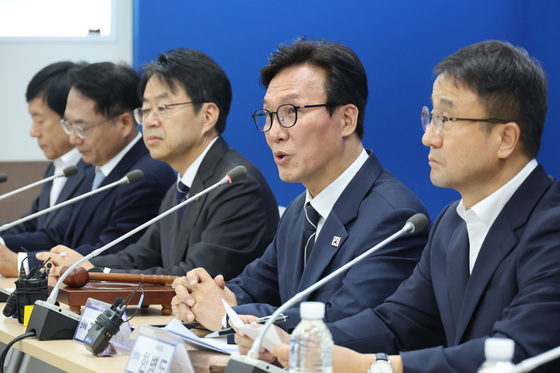 김민석 "부캉이도 돔 아레나도 살리자…盧대통령 북항 재개발 대단원"