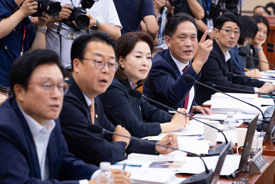野법사위원 "대법관 사전 재가권?…李대통령 국회 나와 소명해야"
