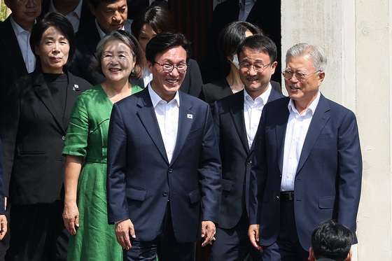 文 "포용·화합 노력 해주길"…金 "캠페인 등 역할 충실히 할 것"
