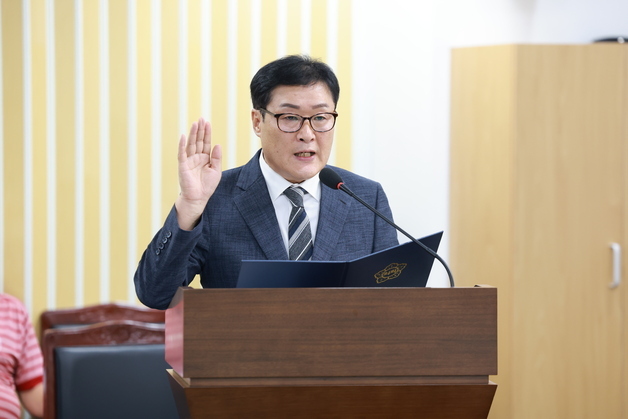 '결격 사유없이 마무리' 엄세진 한방재단 이사장 후보 인사청문회