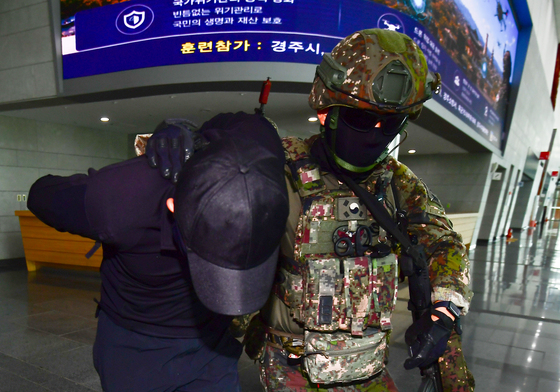 육군 50사단 테러범 소탕 작전 완료