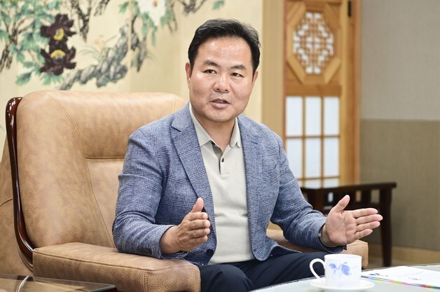 김학홍 문경시장 "글로벌 관광지·청년이 모이는 도시로 만들 것"