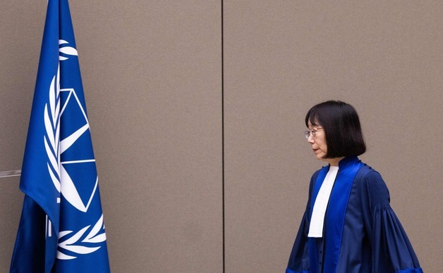 美, 일본인 ICC 소장 제재하자…日정부 "매우 유감" 이례적 비판
