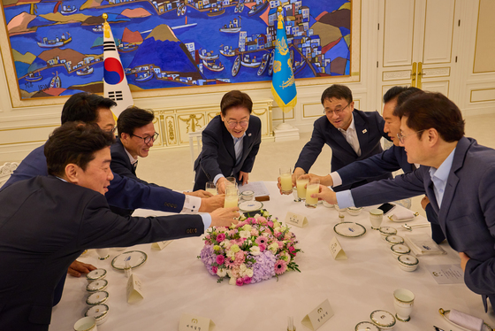 이재명 대통령, 민주당 당대표·후보자 만찬 간담회
