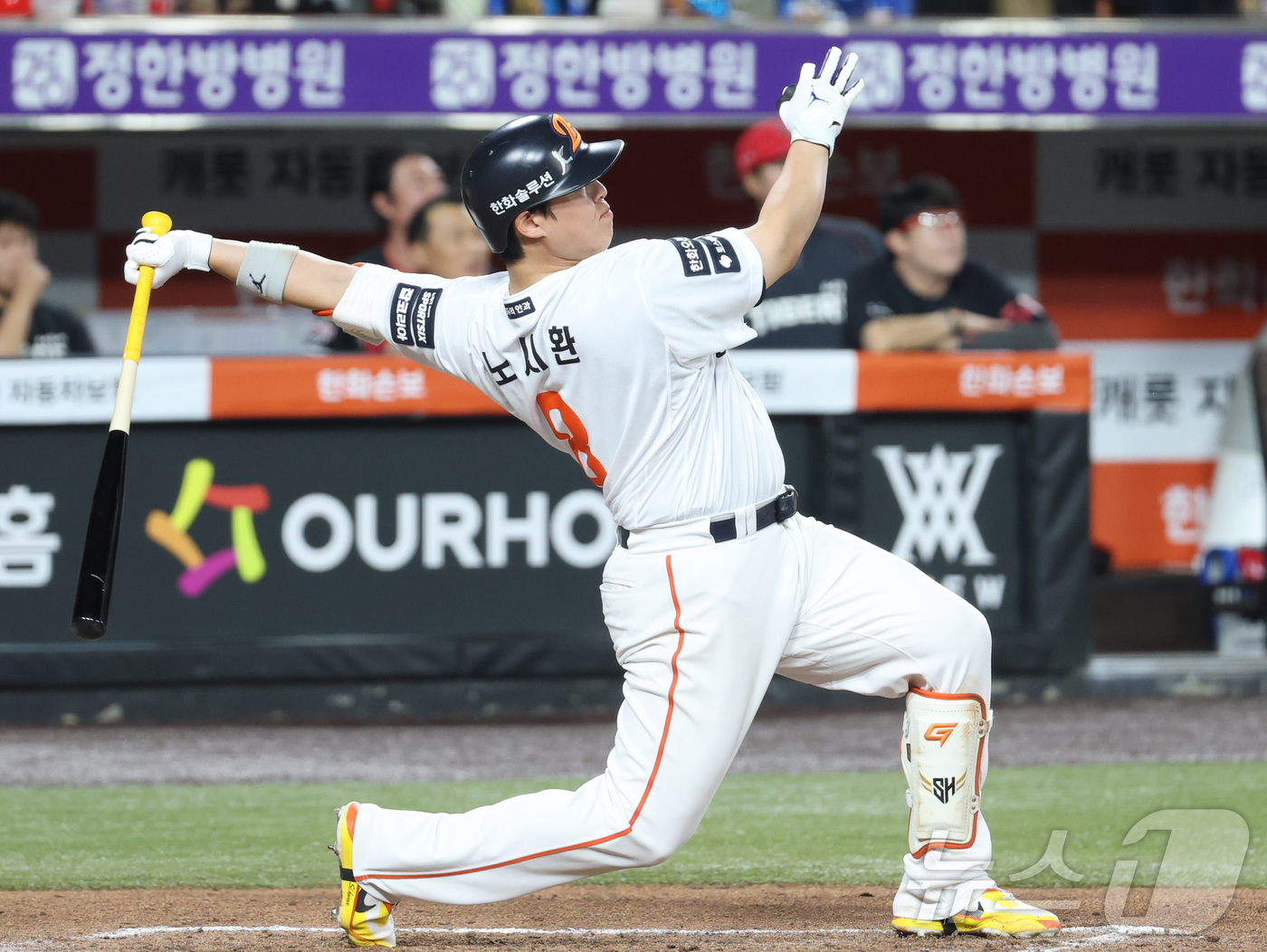 (대전=뉴스1) 김기남 기자 = 19일 대전 한화생명볼파크에서 열린 2026 신한 SOL KBO리그 기아 타이거즈와 한화 이글스의 경기에서 한화 노시환이 7회말 동점 2점 홈런을 …
