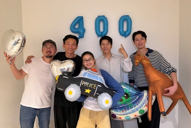 '호프' 400만 돌파…'왕사남'·'군체' 이어 올해 세번째 [Nbox]
