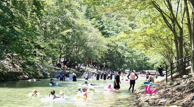 [오늘의 날씨] 전북(23일, 일)…낮 최고 35도, 오후 소나기