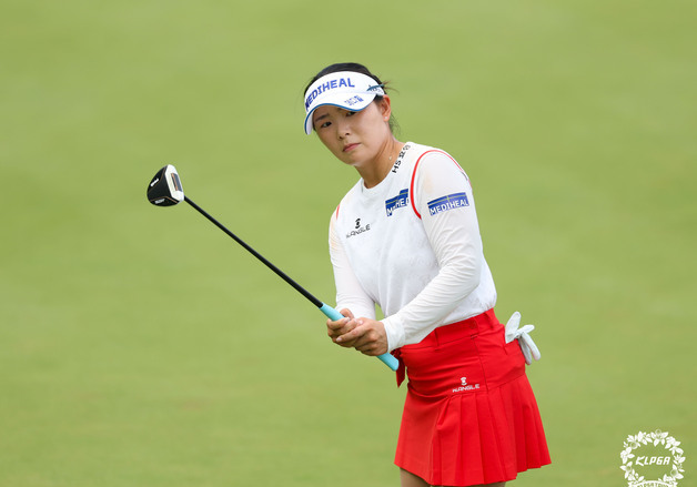 '18번홀 역전극' 이다연, 오로라월드 챔피언십 우승…통산 10승