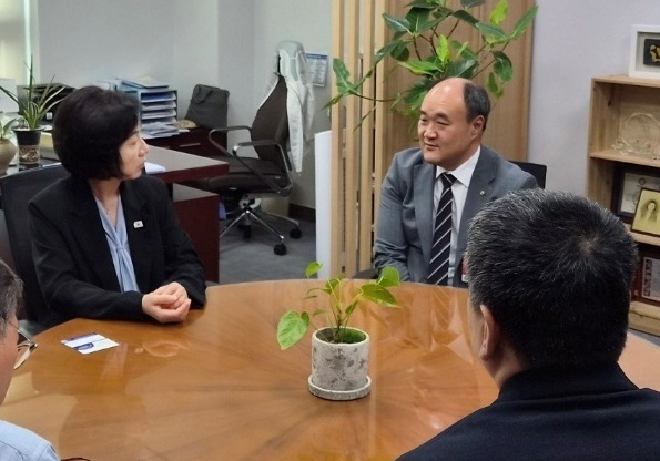 대한수의사회, 국회 농해수위 찾아…불법 자가진료 위험성 설명