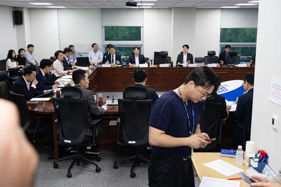 與 수도권 기초長도 미래기금 우려 "의논 없이"…與, 의견 수렴키로