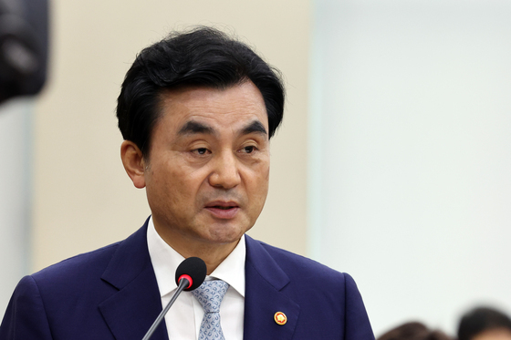 안규백 장관, 국방위 전체회의 업무보고