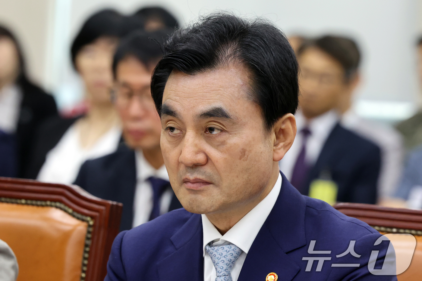 (서울=뉴스1) 황기선 기자 = 안규백 국방부 장관이 20일 오전 서울 여의도 국회에서 열린 국방위원회 전체회의에 자리하고 있다.  2026.8.20/뉴스1