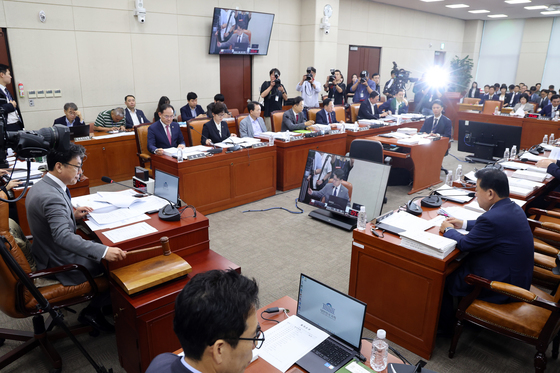 국회 국방위원회 전체회의