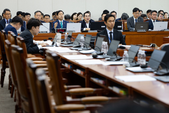 국힘 빈자리 속 진행되는 재정경제부 등 결산심사