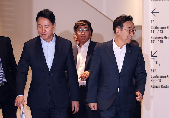 '용산공원 주택공급' 회동 마친 김윤덕·오세훈
