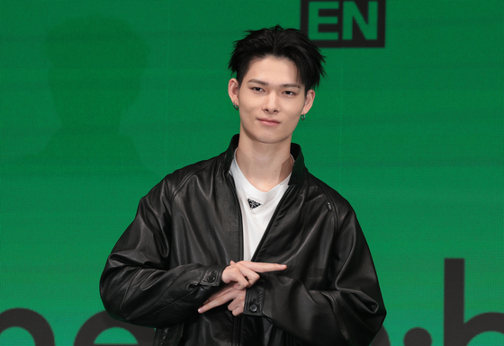 니키, 부드러운 카리스마