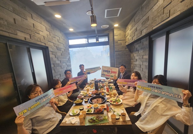 "강릉에서 먹고 쓰자"…강원도립대, 경제살리기 릴레이 동참