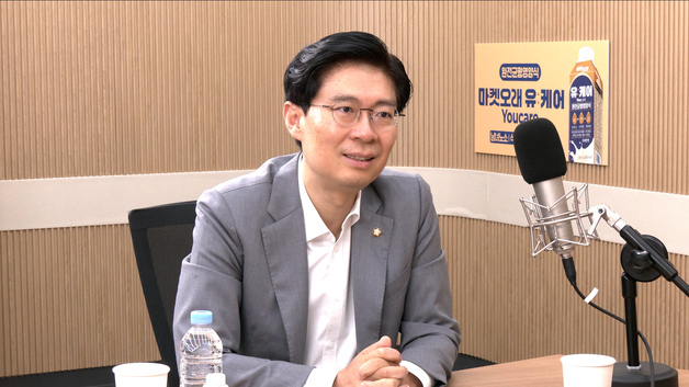 [인터뷰]조정훈 "중진들이 1.5선 장동혁 훈계하는 그림 안 좋아"