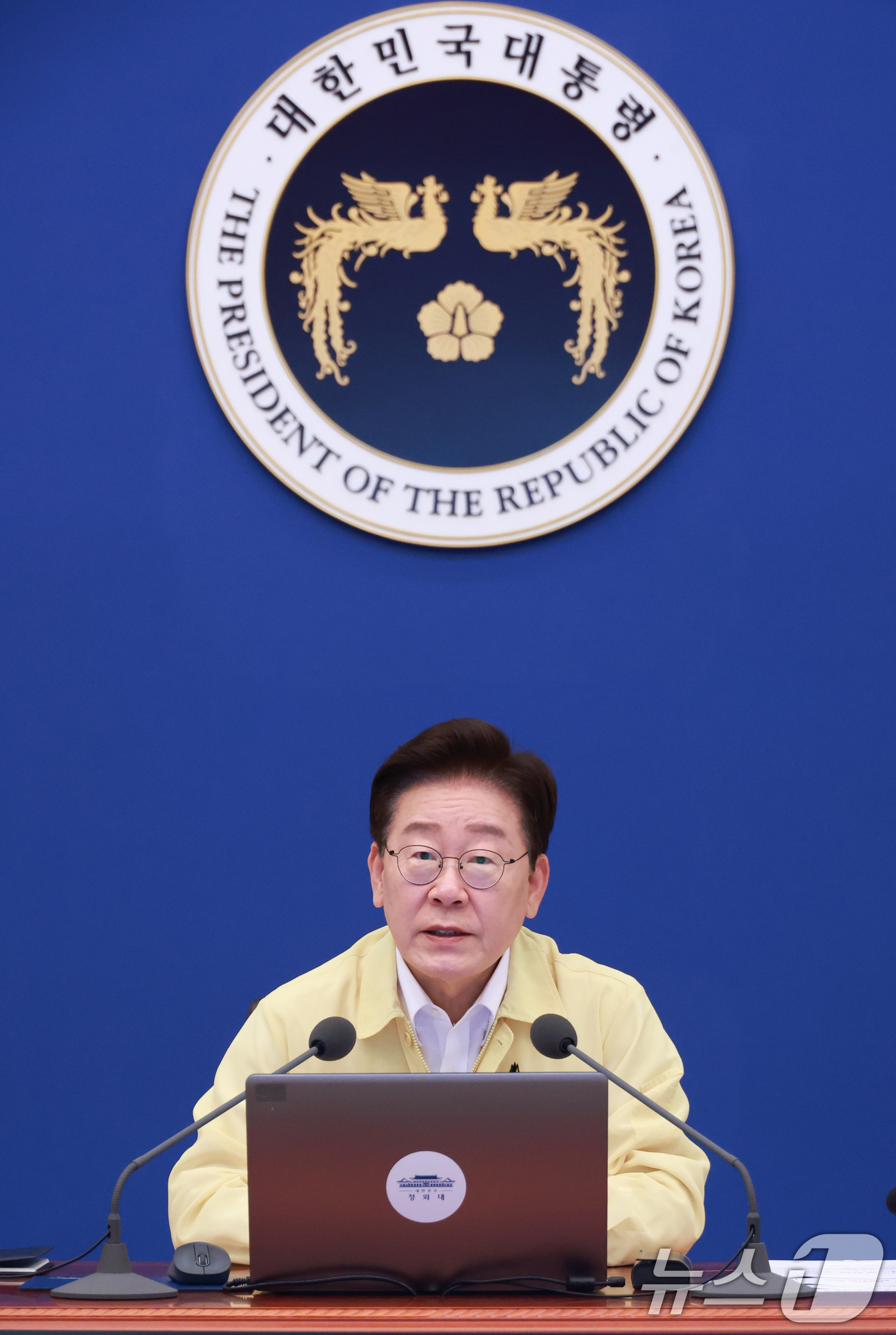 (서울=뉴스1) 허경 기자 = 이재명 대통령이 20일 청와대에서 열린 수석보좌관회의에서 발언하고 있다. (청와대통신사진기자단) 2026.8.20/뉴스1