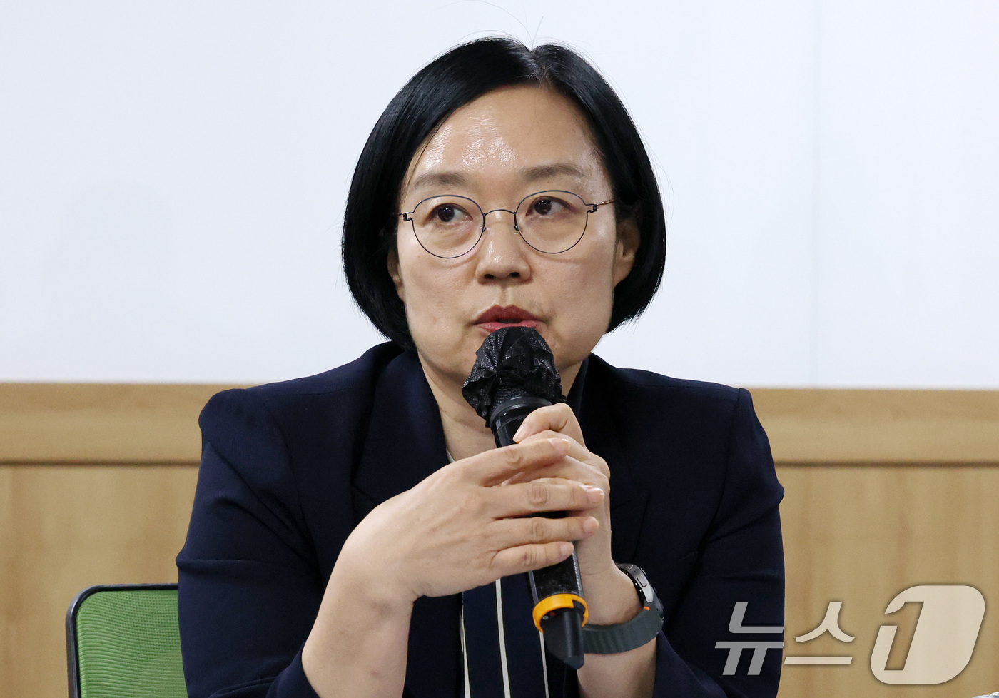 (서울=뉴스1) 박세연 기자 = 한성숙 국무총리가 20일 서울 구로구 벤처기업협회에서 열린 신산업 분야 규제 혁신 간담회에서 모두발언을 하고 있다. 2026.8.20/뉴스1