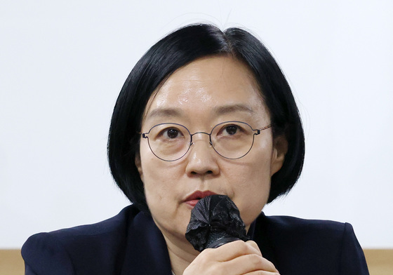 인사말하는 한성숙 총리