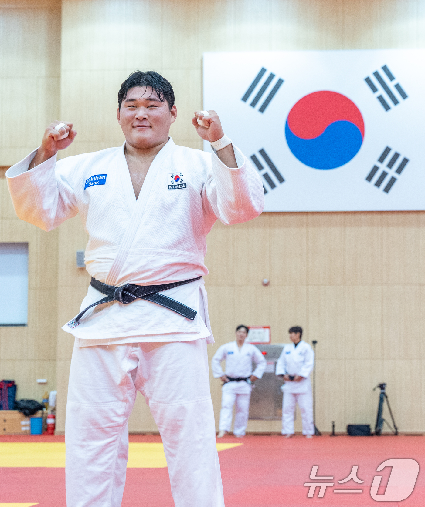 (진천=뉴스1) 안은나 기자 = 유도 국가대표 김민종이 20일 충북 진천선수촌에서 열린 2026 아이치·나고야하계아시아경기대회 D-30 미디어데이에서 포즈를 취하고 있다. 2026 …