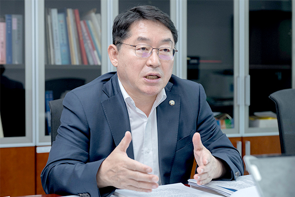 박희승 "마사회 이전 전북이 최적지"…'광역 말산업 클러스터' 제안