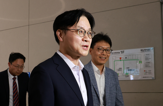 김정관 장관, 방미 마치고 귀국