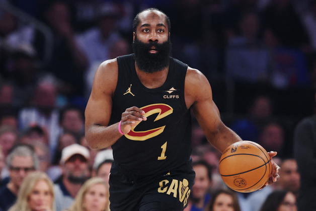 NBA 'MVP 출신' 베테랑 하든, 클리블랜드와 3년 1325억 원에 재계약