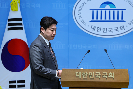 진종오 의원 '징계관련 입장 표명 위해'