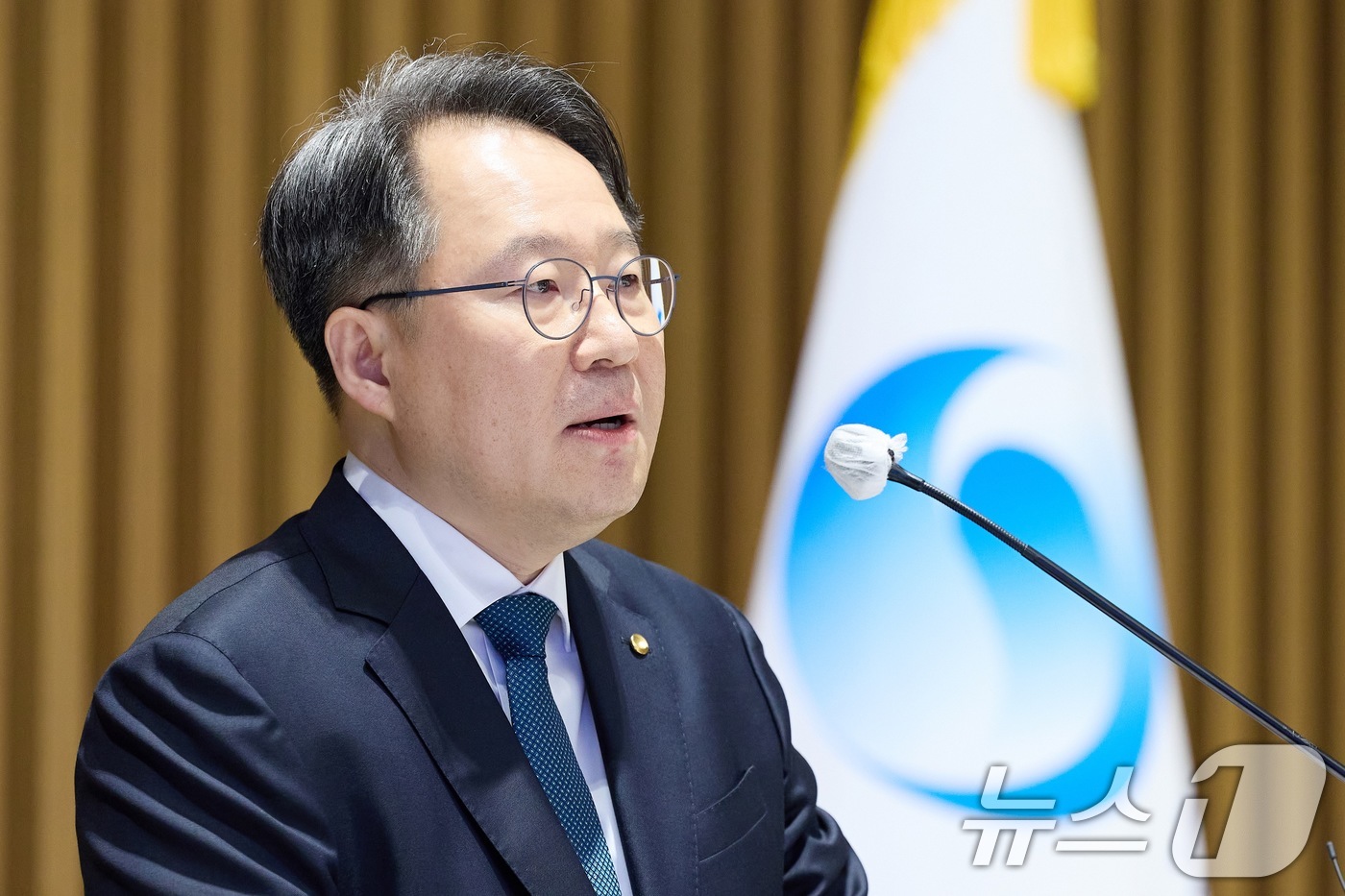 (서울=뉴스1) = 권민수 한국은행 부총재가 21일 서울 중구 한은에서 열린 취임식에서 취임사를 하고 있다. (한국은행 제공. 재판매 및 DB금지) 2026.8.21/뉴스1
