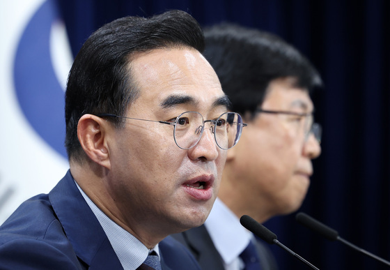 박홍근 "내년 세수 전망보다 100조 더 걷힐 듯…미래대응기금 쌈짓돈 아냐"
