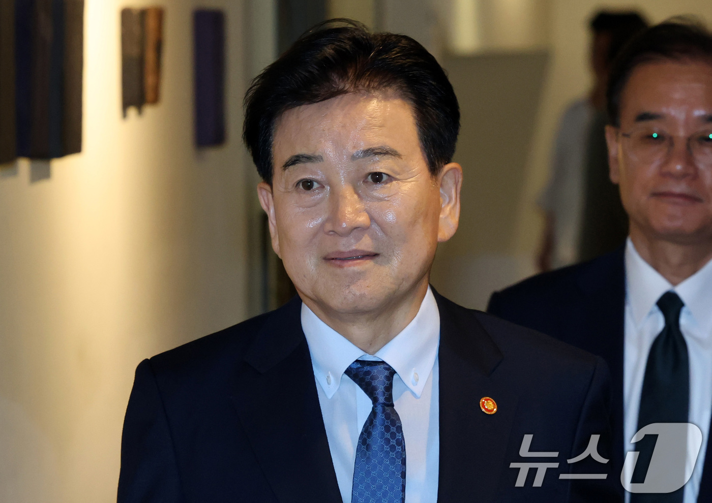 (서울=뉴스1) 박세연 기자 = 정동영 통일부 장관이 21일 오후 서울 중구 달개비에서 열린 6대 종단 수장단 간담회에 참석하고 있다. 2026.8.21/뉴스1